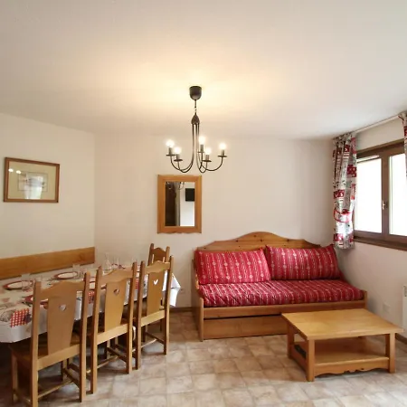 Spacieux Pour 6 A Lanslevillard, Au Pied Des Pistes Avec Balcon Et Parking - Fr-1-508-46 Apartment Lanslevillard
